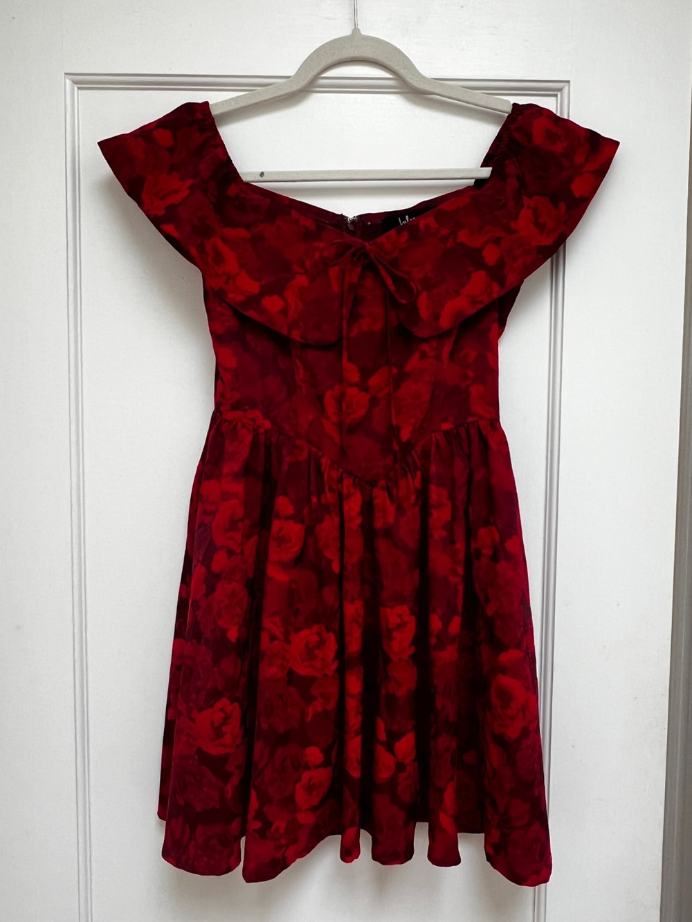 Lulus โEnviable Charmโ off-the-shoulder Minidress